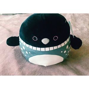 Lenora 12” squishmallow